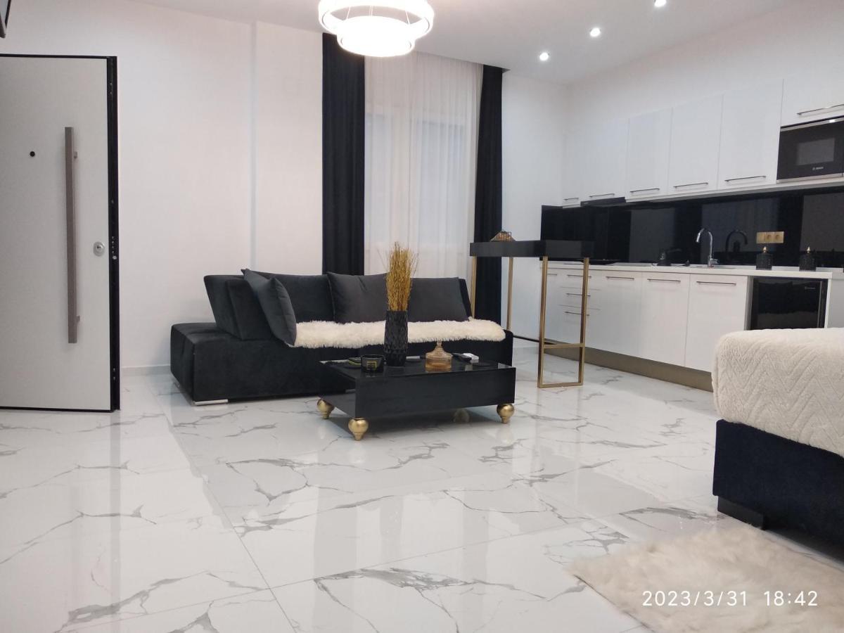 Despina's Palace Downtown Appartement *