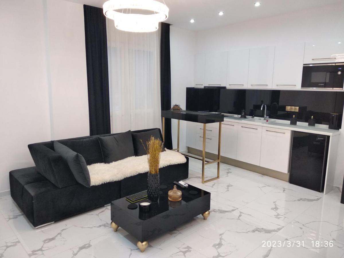 Despina's Palace Downtown Apartment Iraklio